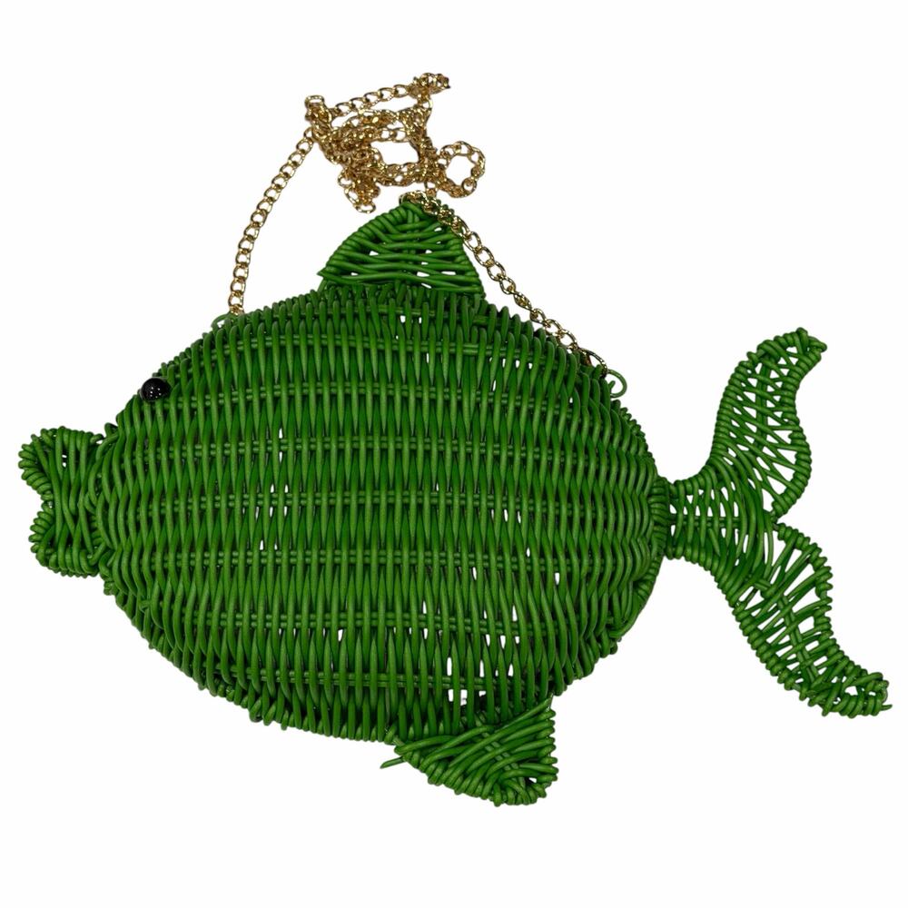 Tommy Bahama Woven Rattan Fish Shaped Bag Green Crossbody Gold Chain NWT FIRM